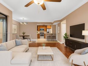 11530 NW 10th St 11530, Pembroke Pines FL 33026