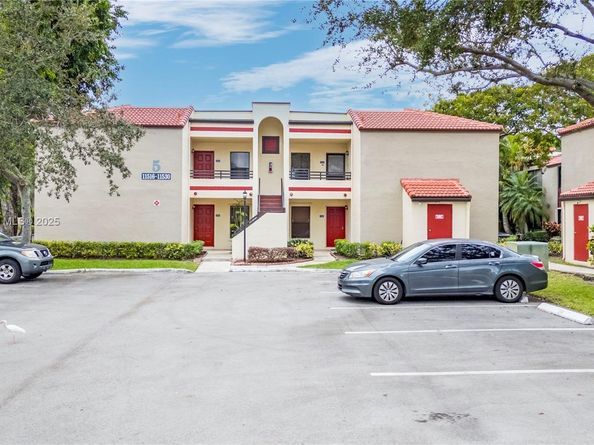 11530 NW 10th St 11530, Pembroke Pines FL 33026