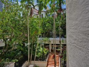 3700 Island Blvd C206, Aventura FL 33160