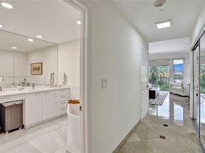 3700 Island Blvd C206, Aventura FL 33160