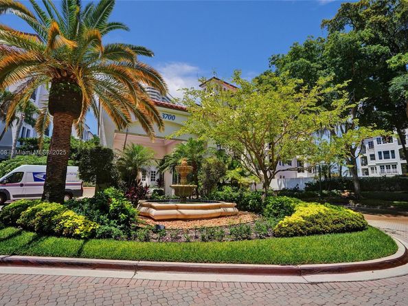 3700 Island Blvd C206, Aventura FL 33160