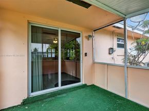 7740 NW 15th Ct, Pembroke Pines FL 33024