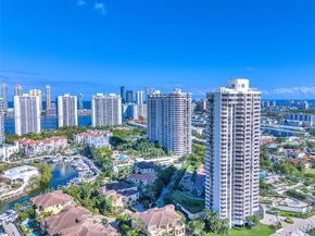 2000 Island Blvd 1704, Aventura FL 33160