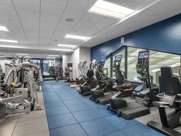 2000 Island Blvd 1704, Aventura FL 33160