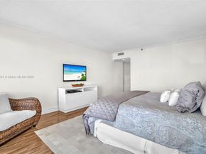 2000 Island Blvd 1704, Aventura FL 33160