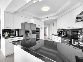 2000 Island Blvd 1704, Aventura FL 33160