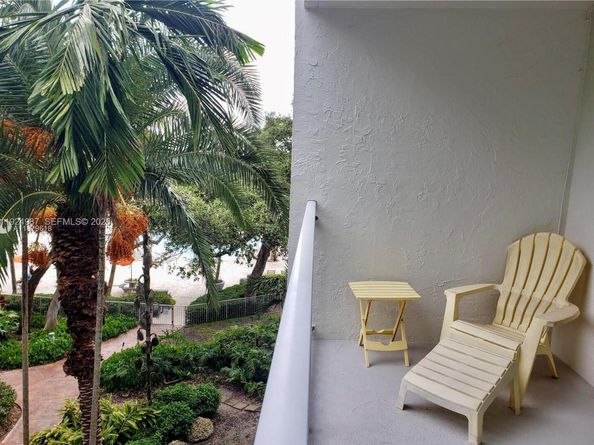 777 NE 62nd St C400, Miami FL 33138