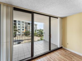 3545 S Ocean Boulevard 405, South Palm Beach FL 33480