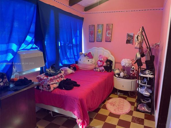 2363 SW 11th Ter, Miami FL 33135