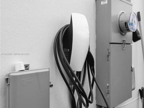 2260 E 9th Ave, Hialeah FL 33013