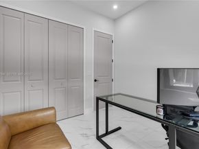 2260 E 9th Ave, Hialeah FL 33013