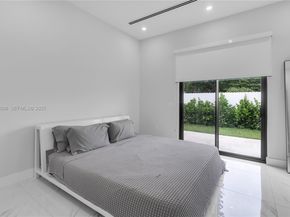 2260 E 9th Ave, Hialeah FL 33013