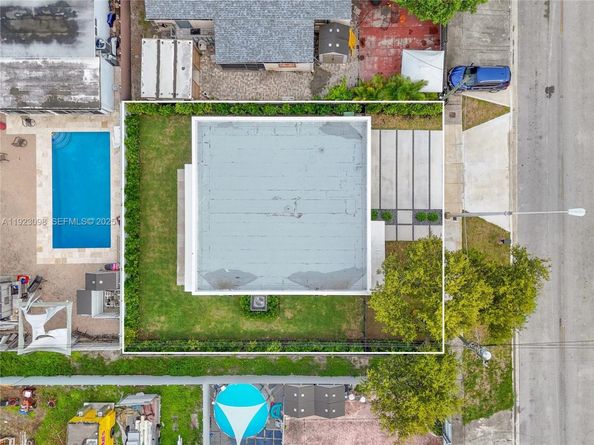 2260 E 9th Ave, Hialeah FL 33013