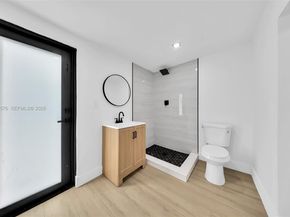 12860 NE 10th Ave, North Miami FL 33161