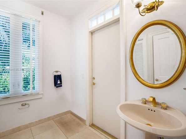 431 Costanera Rd, Coral Gables FL 33143