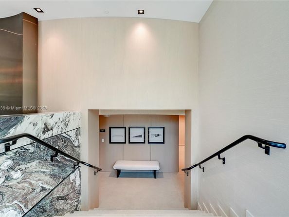 9901 W Bay Harbor Dr 601, Bay Harbor Islands FL 33154