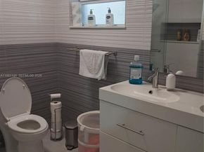 Undisclosed Address #A11981120, Miami FL 33186