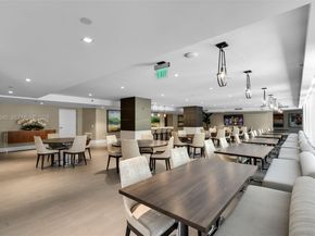 21150 E Point Pl 904, Aventura FL 33180