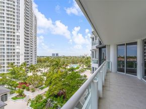 21150 E Point Pl 904, Aventura FL 33180