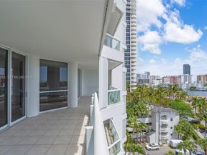21150 E Point Pl 904, Aventura FL 33180