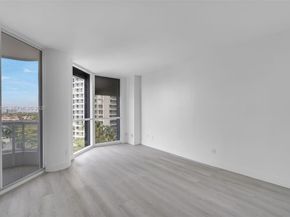 21150 E Point Pl 904, Aventura FL 33180