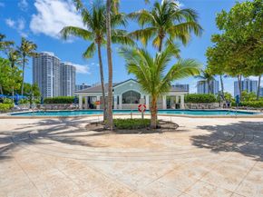 21150 E Point Pl 904, Aventura FL 33180