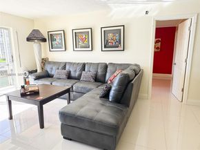 2600 Diana Dr 209, Hallandale Beach FL 33009