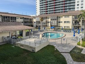 2600 Diana Dr 209, Hallandale Beach FL 33009