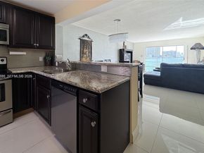2600 Diana Dr 209, Hallandale Beach FL 33009