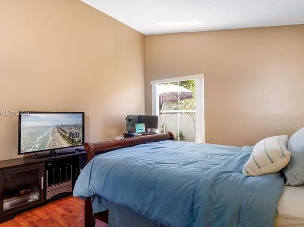 18446 NW 21st Street, Pembroke Pines FL 33029