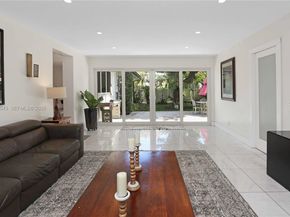 1628 Monroe St, Hollywood FL 33020