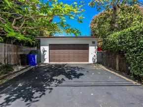 1628 Monroe St, Hollywood FL 33020