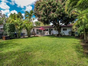 1628 Monroe St, Hollywood FL 33020