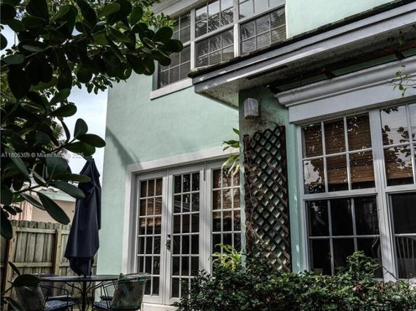 1812 SW 10th Ave, Fort Lauderdale FL 33315