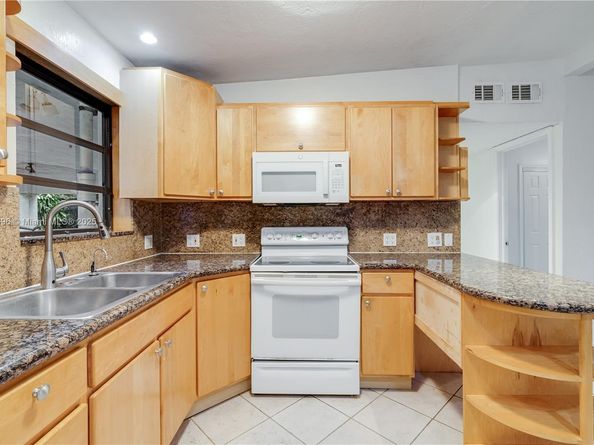 5677 Maypop Rd, West Palm Beach FL 33415
