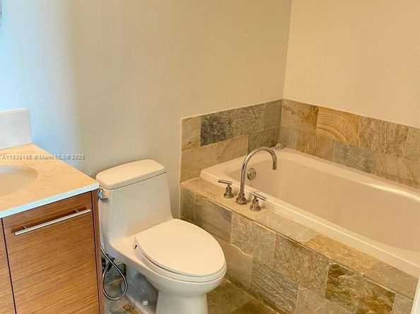 2681 N Flamingo Rd 402S, Sunrise FL 33323