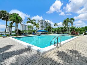18181 NE 31st Ct 807, Aventura FL 33160
