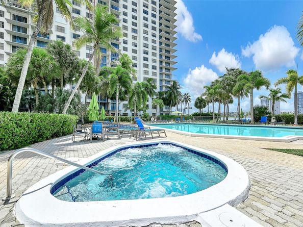 18181 NE 31st Ct 807, Aventura FL 33160