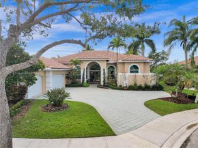 2715 Edgewater Ct, Weston FL 33332