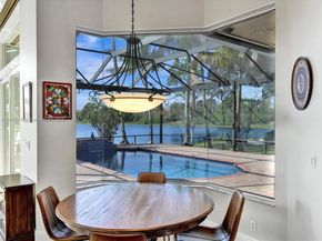 2715 Edgewater Ct, Weston FL 33332