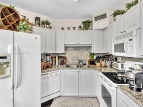 6422 Collins Ave 701, Miami Beach FL 33141