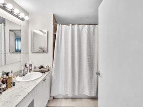 6422 Collins Ave 701, Miami Beach FL 33141