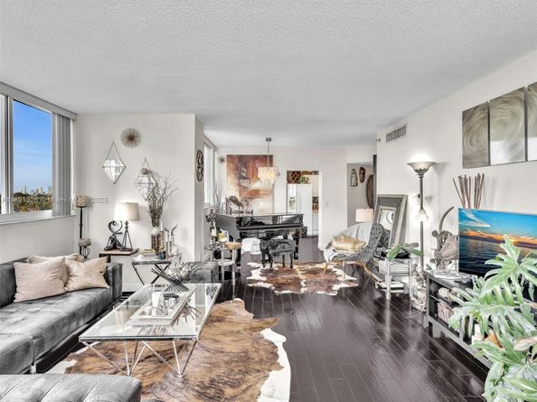 6422 Collins Ave 701, Miami Beach FL 33141