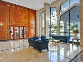 5601 Collins Ave 504, Miami Beach FL 33140