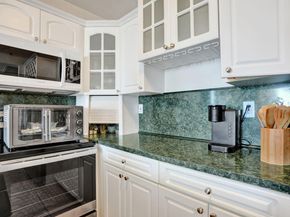 5601 Collins Ave 504, Miami Beach FL 33140