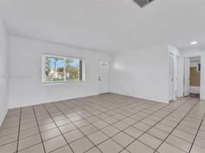 7000 NW 95th Ter, Tamarac FL 33321