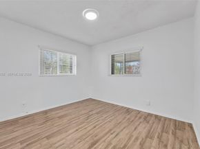 7000 NW 95th Ter, Tamarac FL 33321