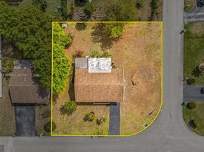 7000 NW 95th Ter, Tamarac FL 33321