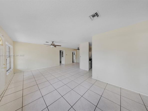 6721 Simms St, Hollywood FL 33024