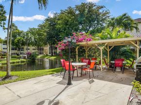 5121 W Oakland Park Blvd 205, Lauderdale Lakes FL 33313